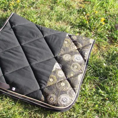 Dressage saddle pad 2