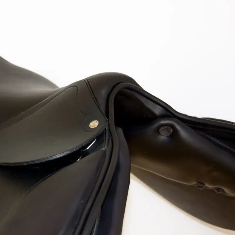 Made-to-measure English saddle for all disciplines 5