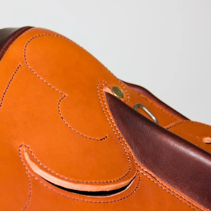 Made-to-measure English saddle for all disciplines 9