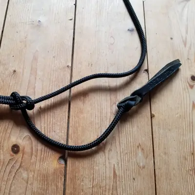 Neck rope 2