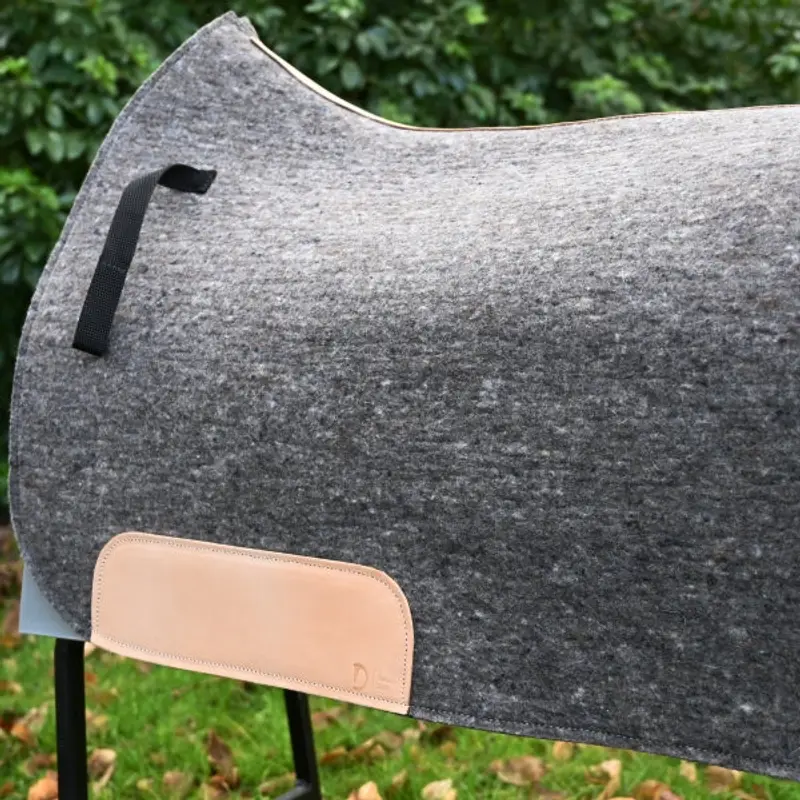 Tapis de selle de randonnée en feutre