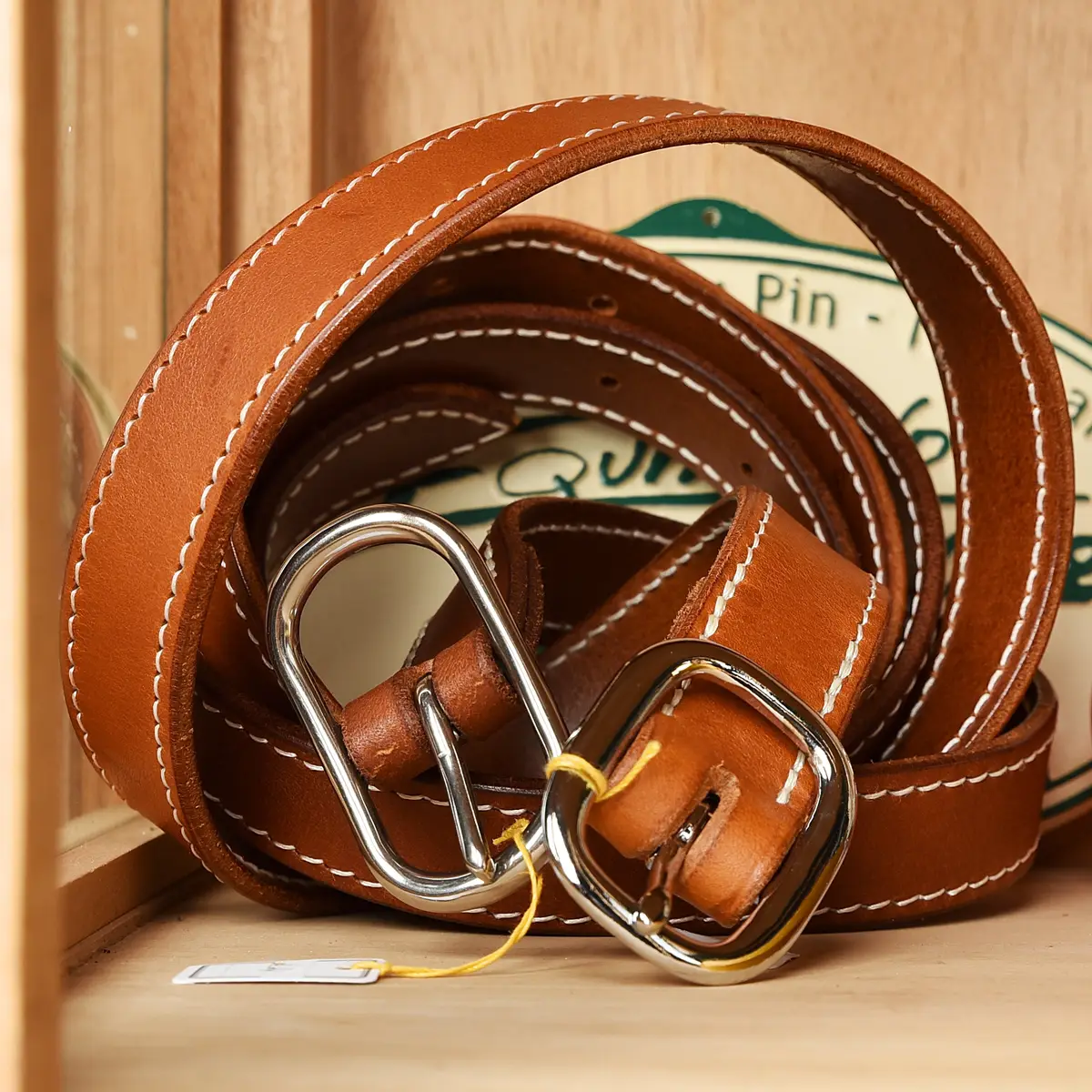Women's riding belt