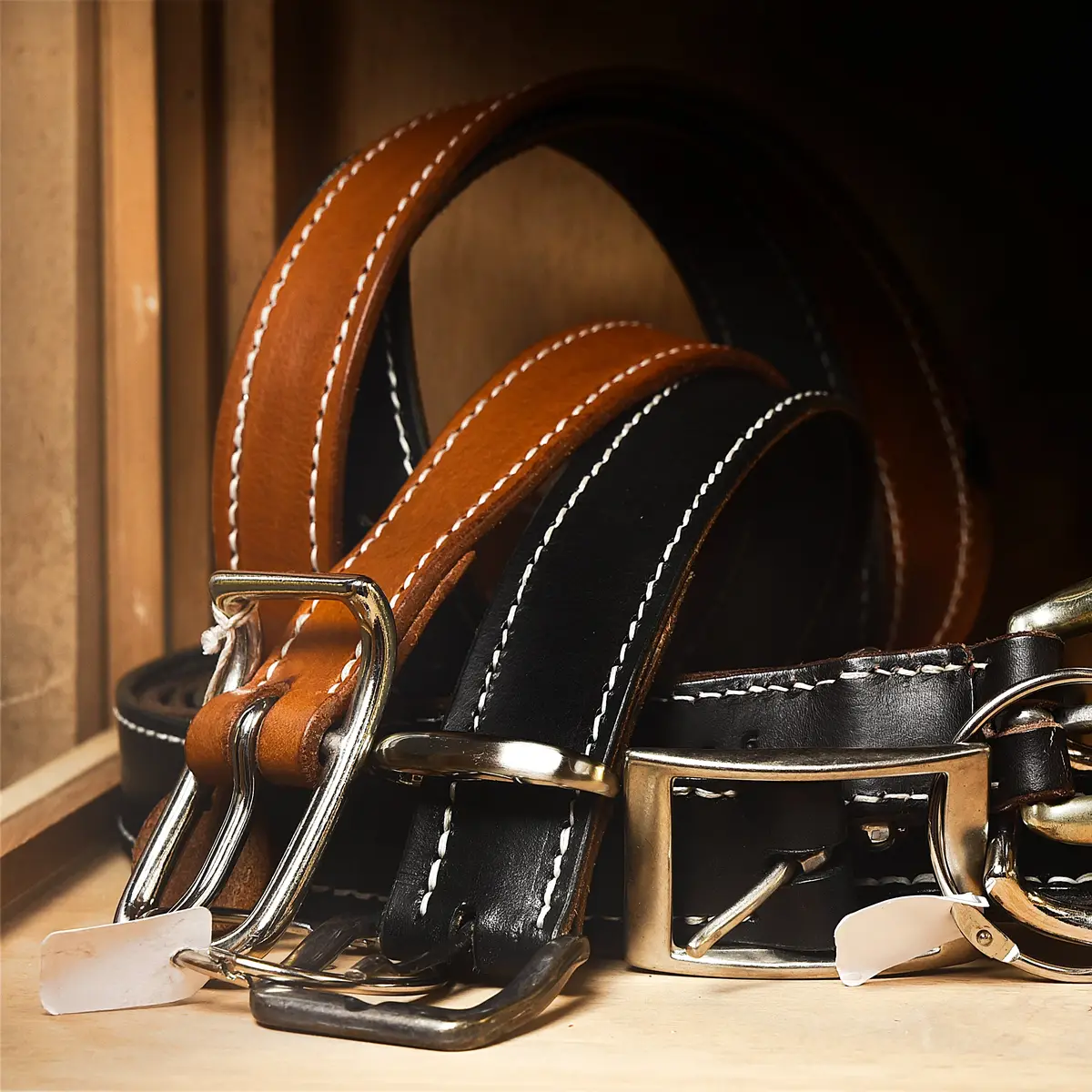 Men's riding belt