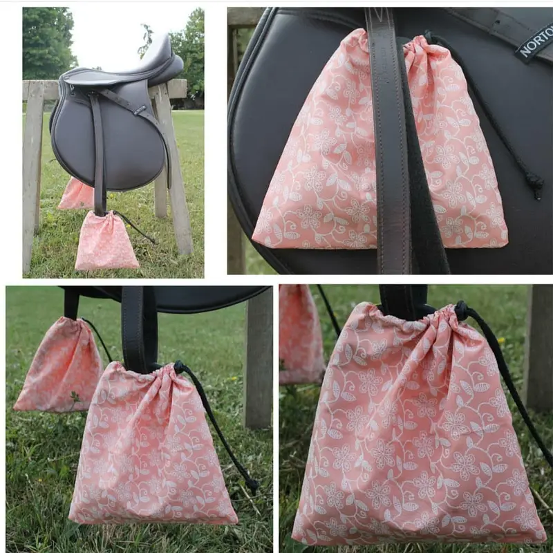 Pochettes / housses d'étriers fleurs saumon