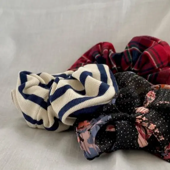 Fanny nautical scrunchie 4