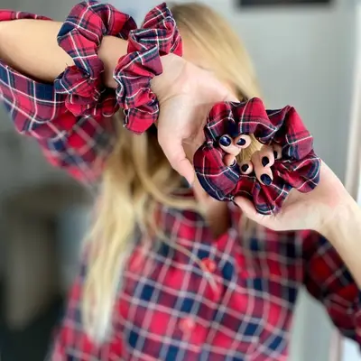 Emma scrunchie 1