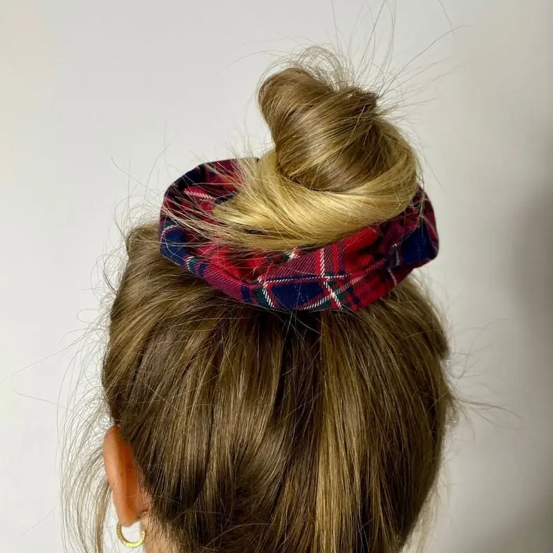 Emma scrunchie 2