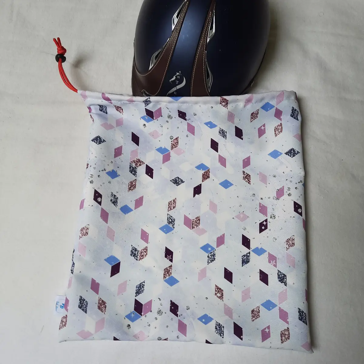 Diamonds waterproof helmet bag