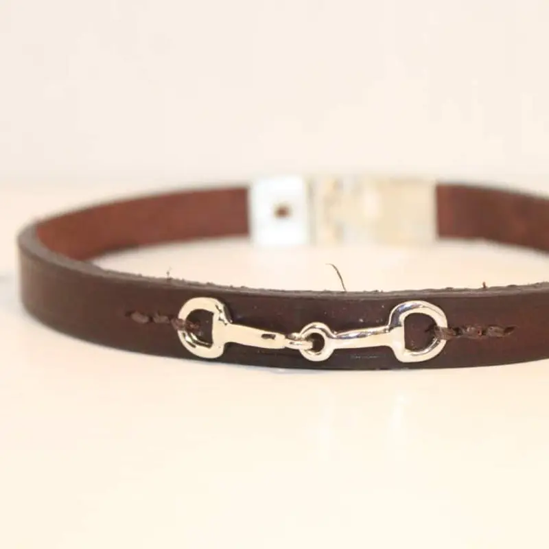 Small snaffle bit leather bracelet 2