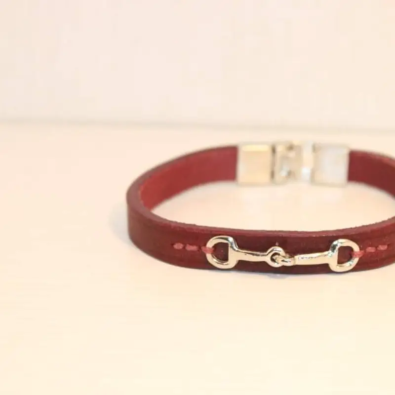 Small snaffle bit leather bracelet 4