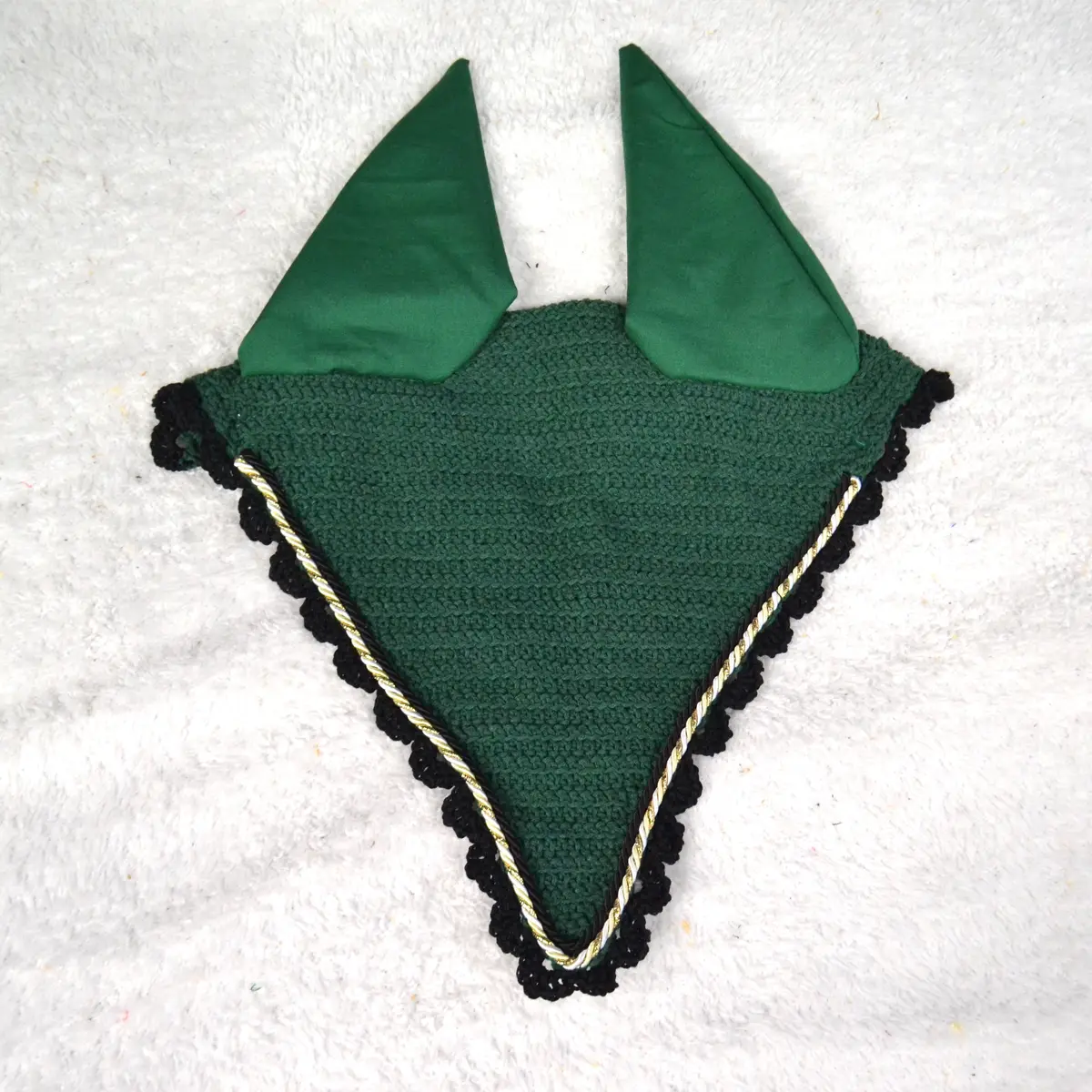 Customisable mid-length fly veil with 2 cord trims 2
