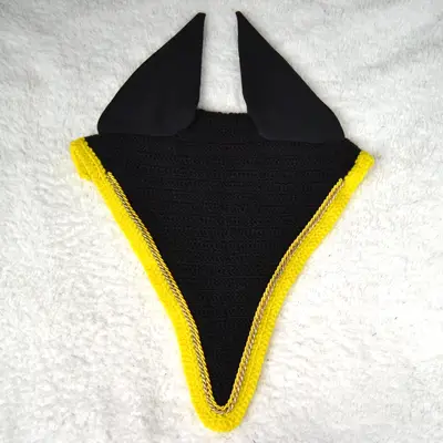 Customisable mid-length fly veil with 2 cord trims 1