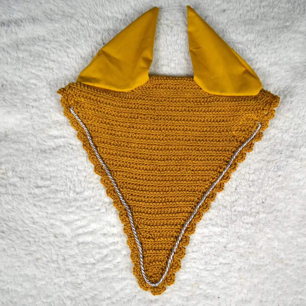 Customisable long fly veil with 1 cord trim 2