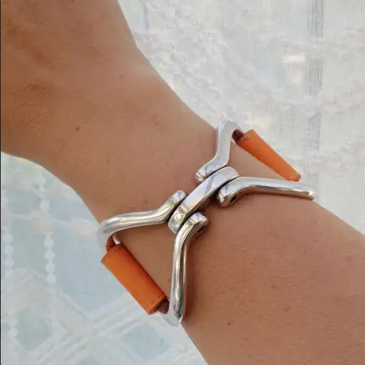 Silver-plated 'double bit' leather and steel bracelet 4