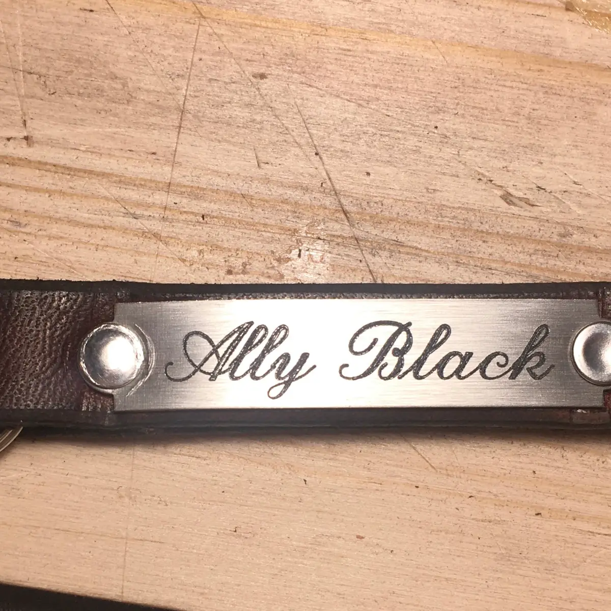 Customisable keyring