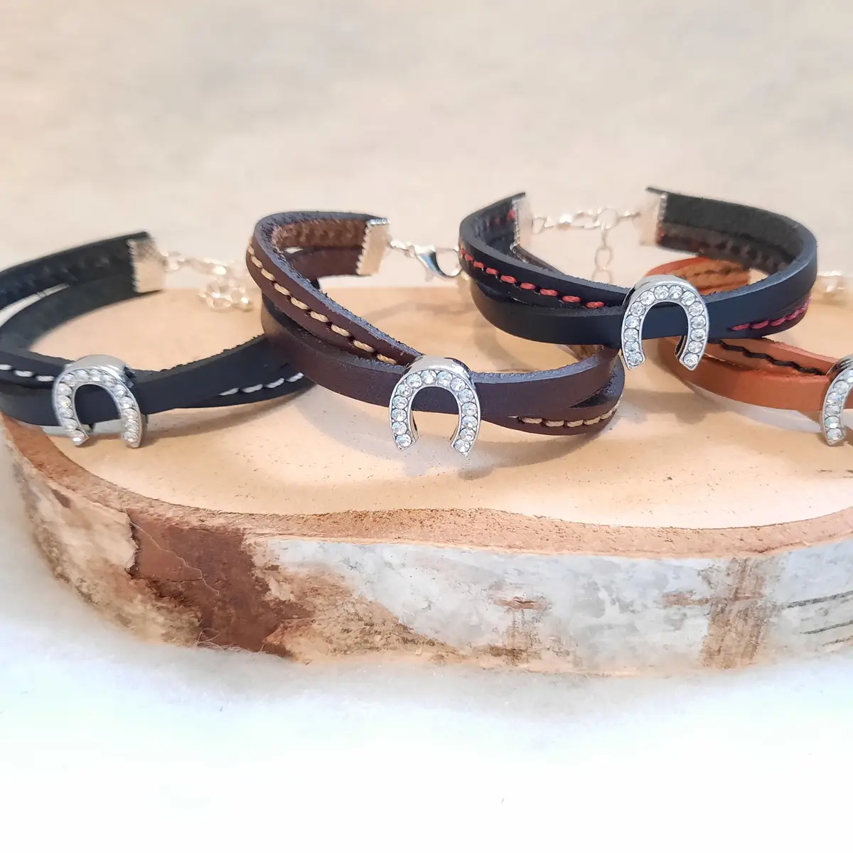 Horseshoe bracelet