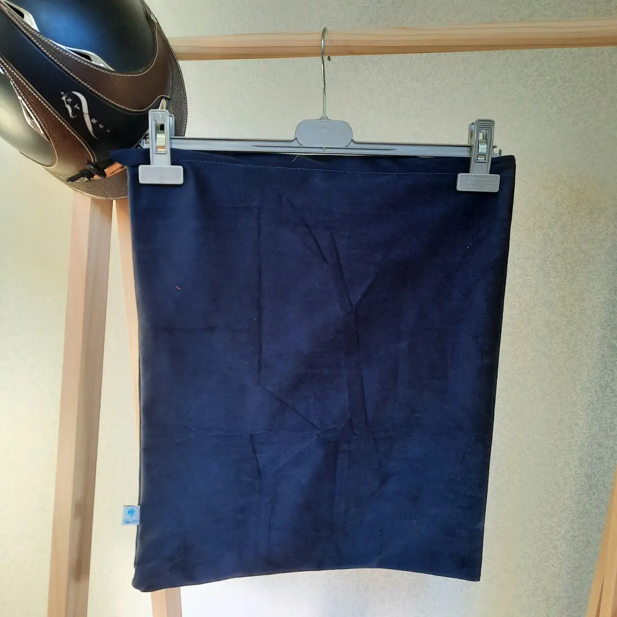 Plain navy blue helmet bag