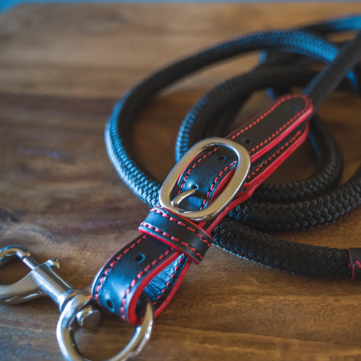 Luxury 2.2 m leather lead rope