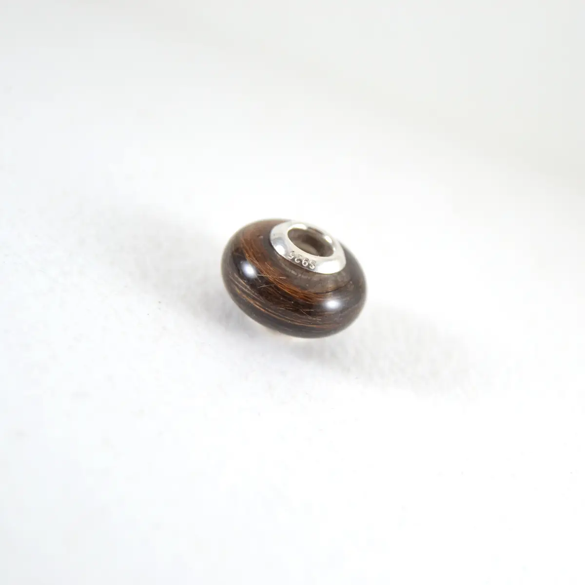 Classic horse hair charm bead 2