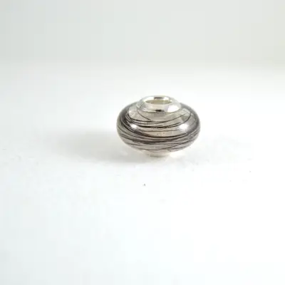 Classic horse hair charm bead 1