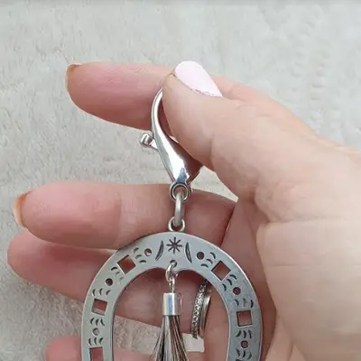 Bijou de sac grand fer à cheval 3