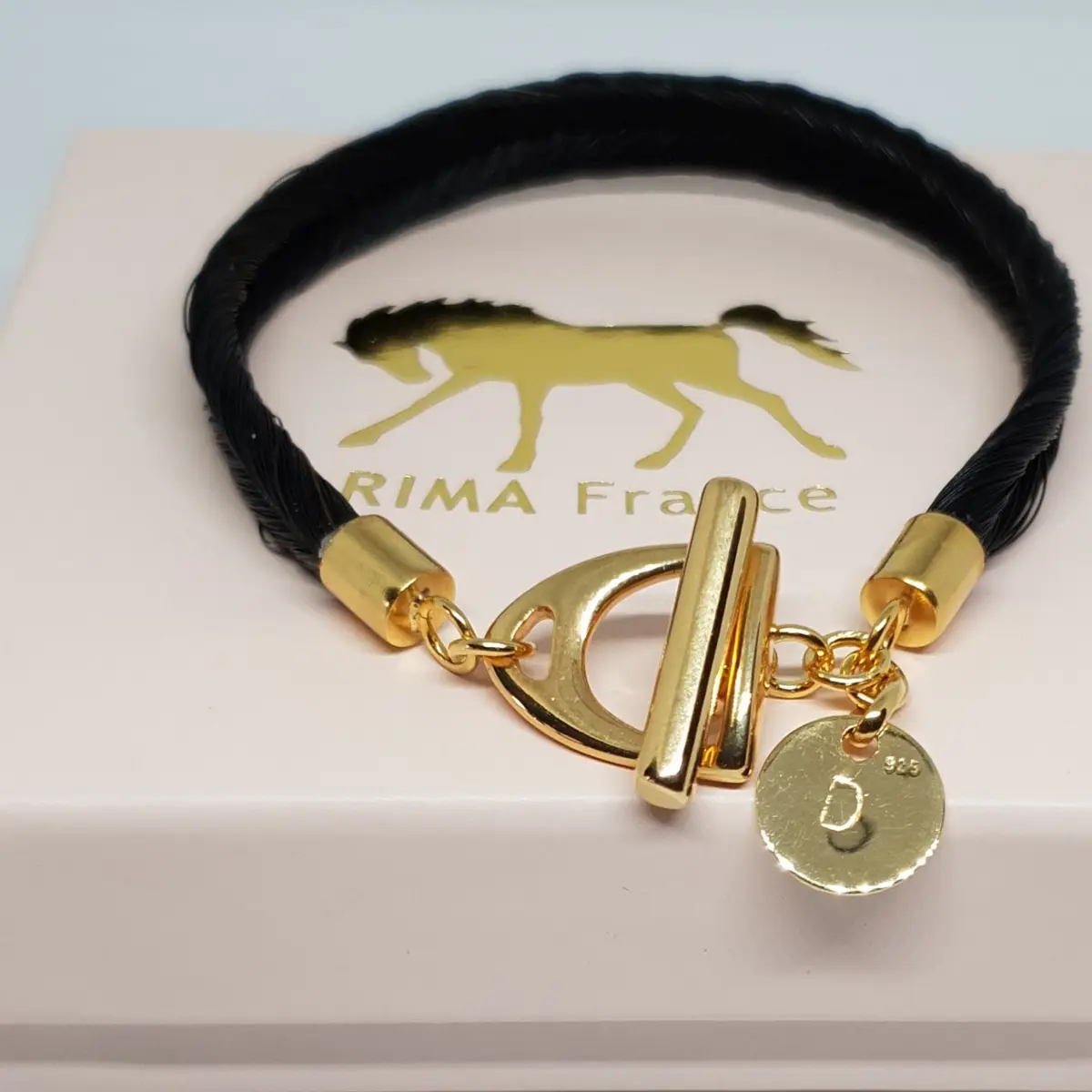 "Beautiful stirrup" mane bracelet