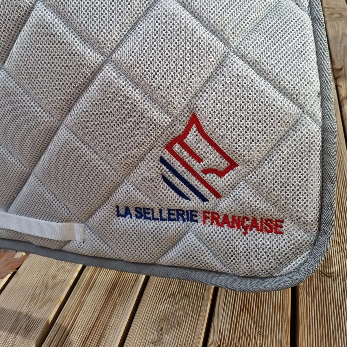 Official Mesh Dressage Saddle Pad La Sellerie Française 4