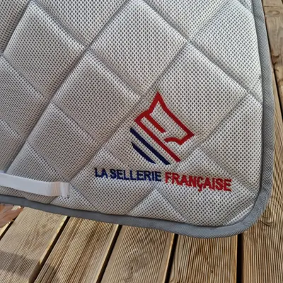Official Mesh Dressage Saddle Pad La Sellerie Française 4