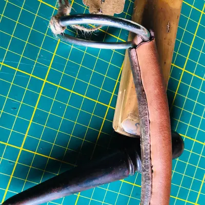Natural round leather bit 3