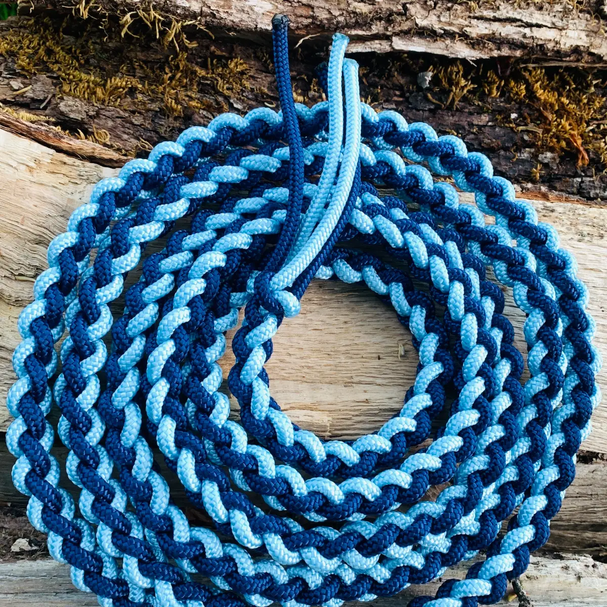 Braided round ethological rope with 4 strands
